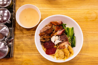 【バンコク/トンロー駅近グルメ】タイラーメンを食べるなら「バミー コンセリー」がオススメ!!駅から近く、営業時間も長いので、近くて便利なお店です。