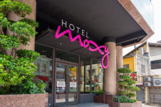 【クアラルンプール/マスジット・ジャメ駅近ホテル】アミューズメントパークにいる様なホテルステイが出来る「MOXY KUALA LUMPUR CHINATOWN」